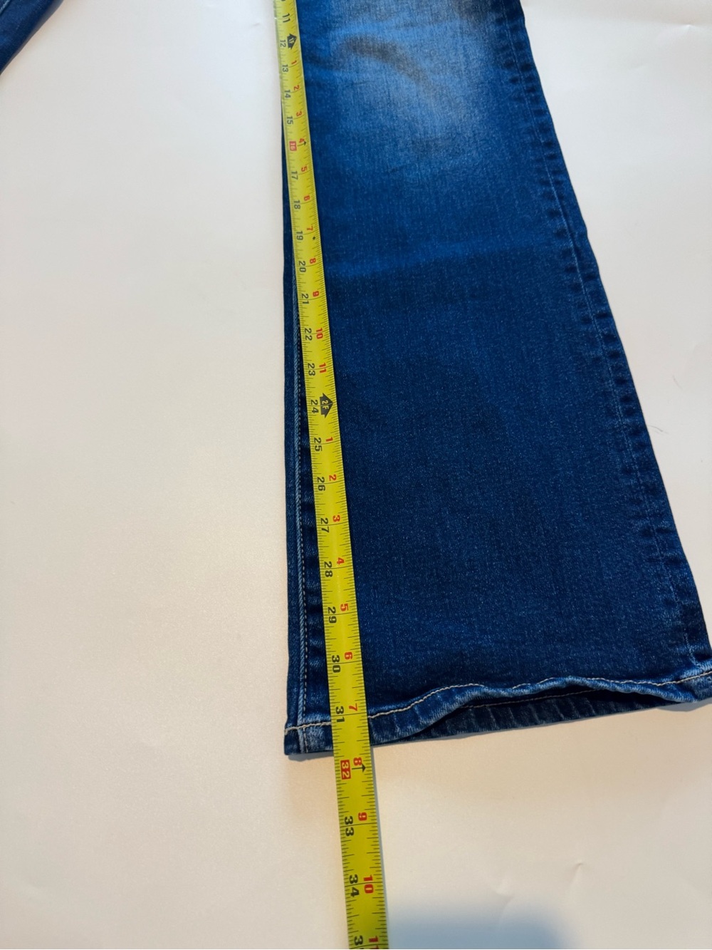 BKE Women's Flare Jeans in Medium Blue Wash - Picture 7 of 8